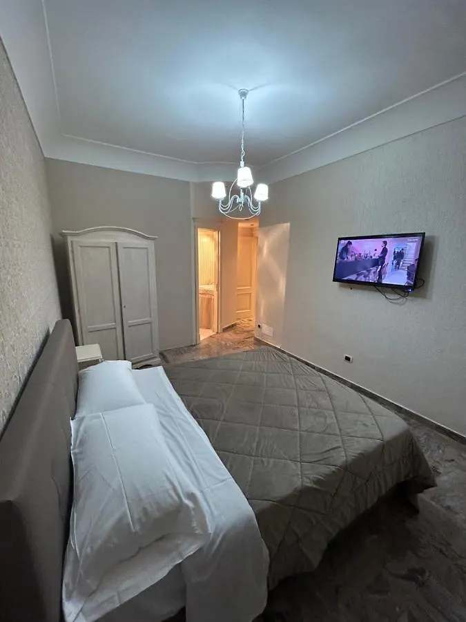 Apartment Appartamento Pineta Naples